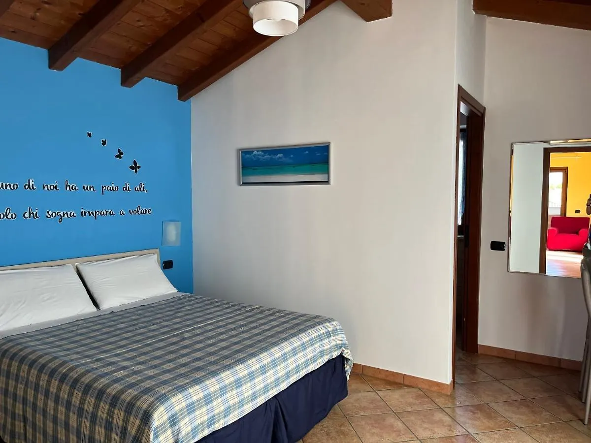 住宿加早餐酒店 Color House Malpensa B&B 卡萨诺玛纳格