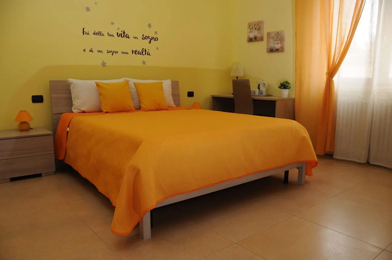 住宿加早餐酒店 Color House Malpensa B&B 卡萨诺玛纳格